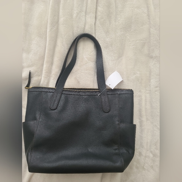 NWT black leather Fossil purse - Picture 2 of 3